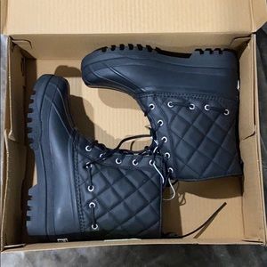 ✨ NEW ✨ Sperry duck boots